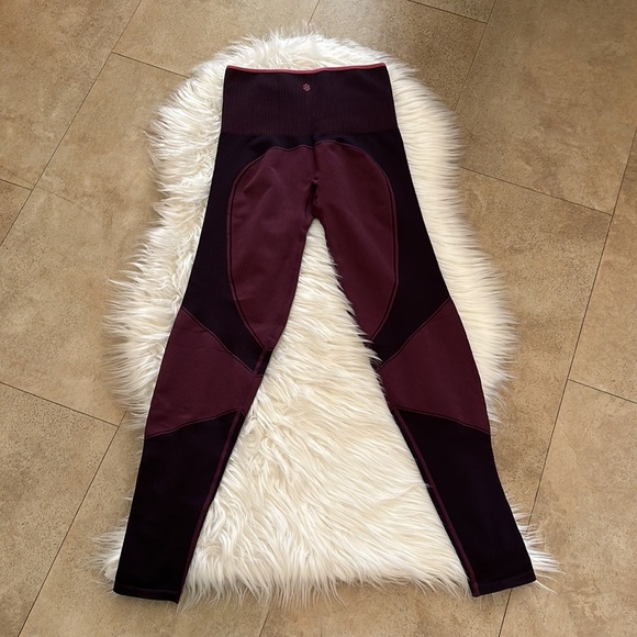 ThirdLove Power Purple Flex Seamless Compression High-Waist Leggings - Picture 11 of 13